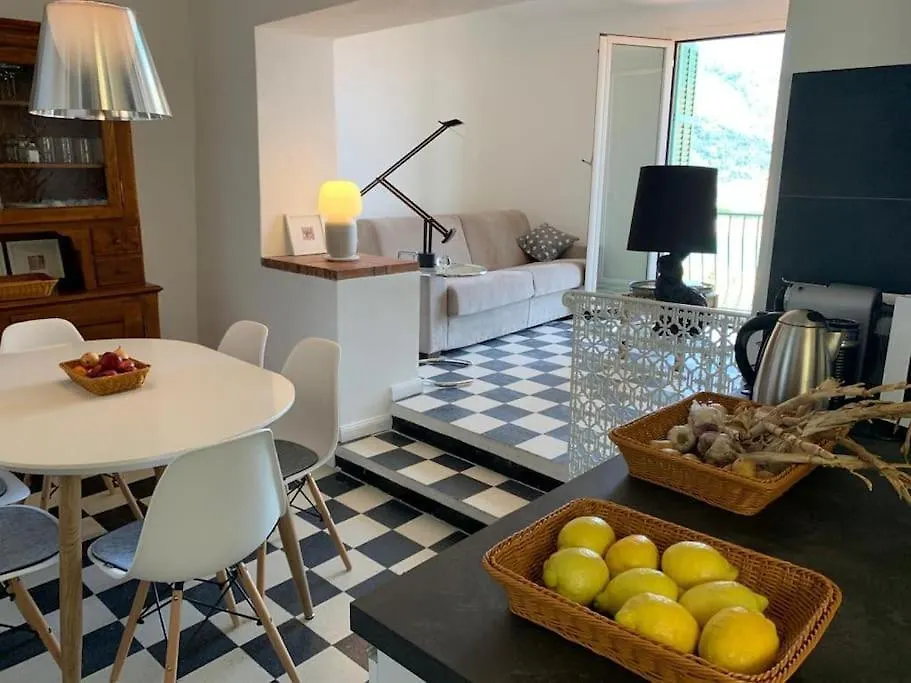 Villa Capodanna, Au Coeur De La Vieille Ville, Rooftop Avec Magnifique Vue Sur La Mer Menton